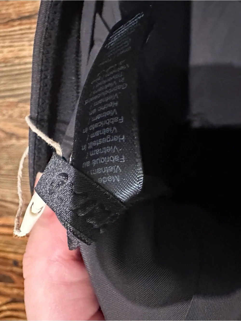 SKIMS solid black